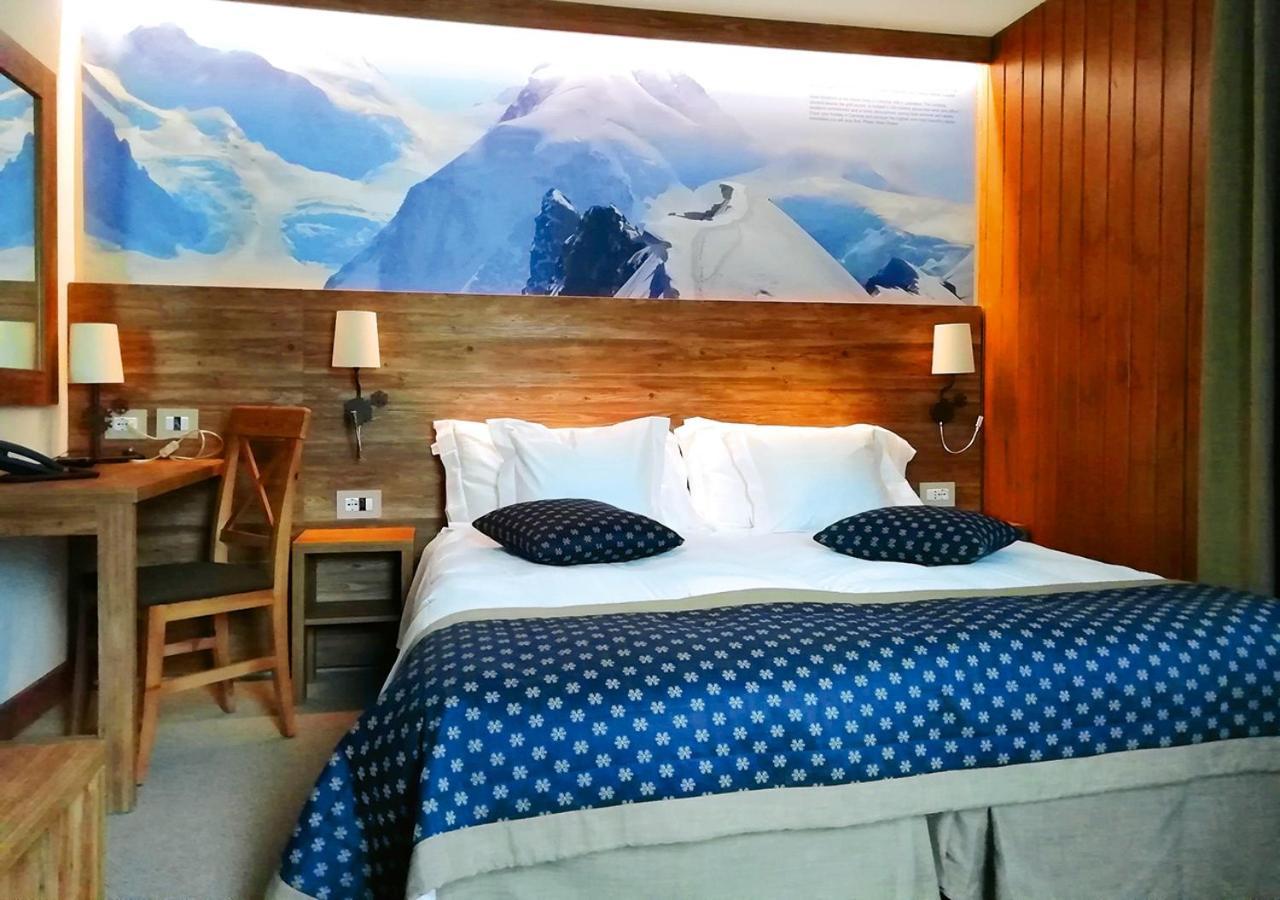Hotel Breithorn เบรยล์-แชร์วิเนีย ภายนอก รูปภาพ