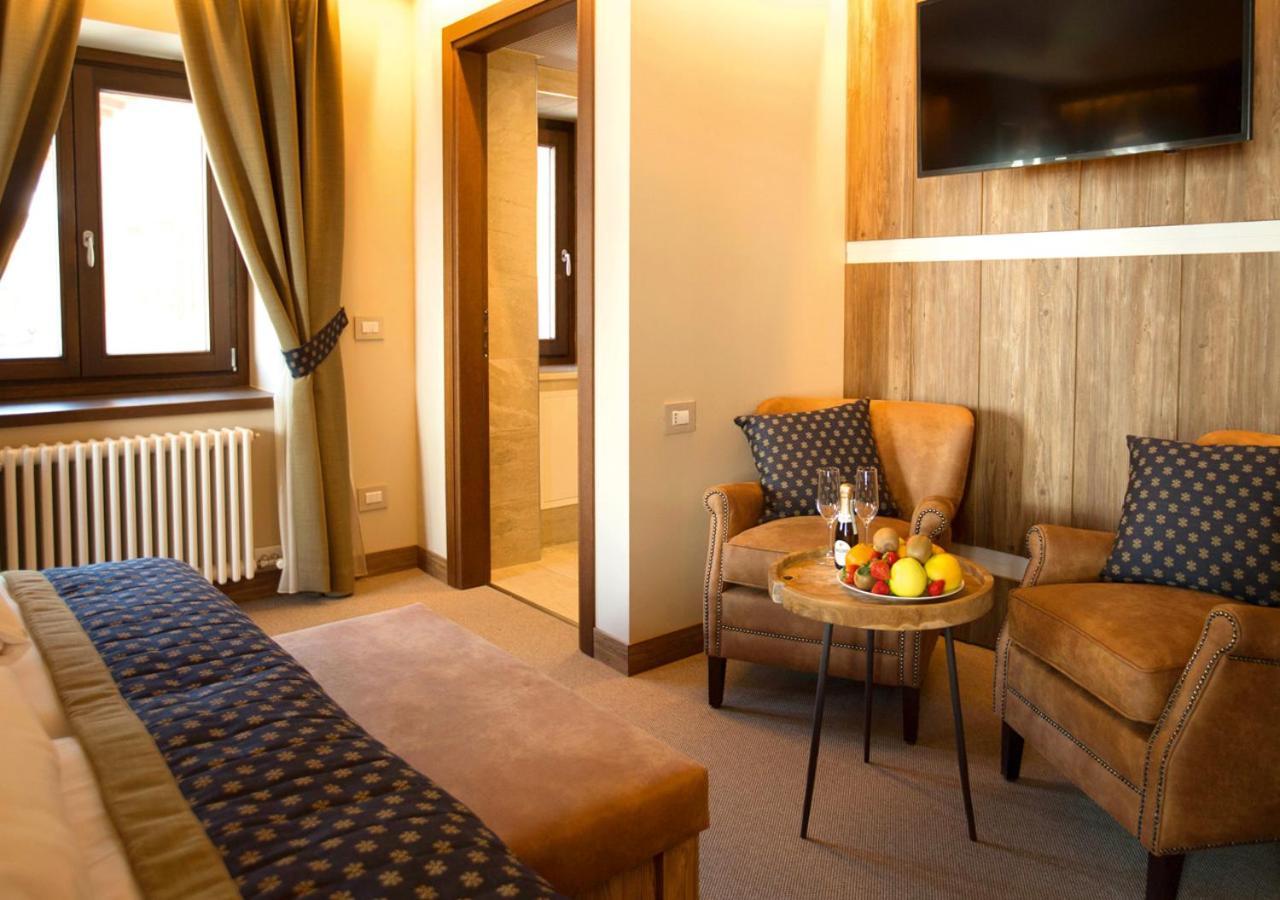 Hotel Breithorn เบรยล์-แชร์วิเนีย ภายนอก รูปภาพ