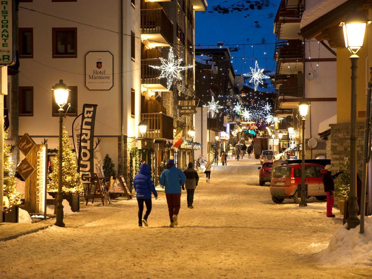 Hotel Breithorn เบรยล์-แชร์วิเนีย ภายนอก รูปภาพ